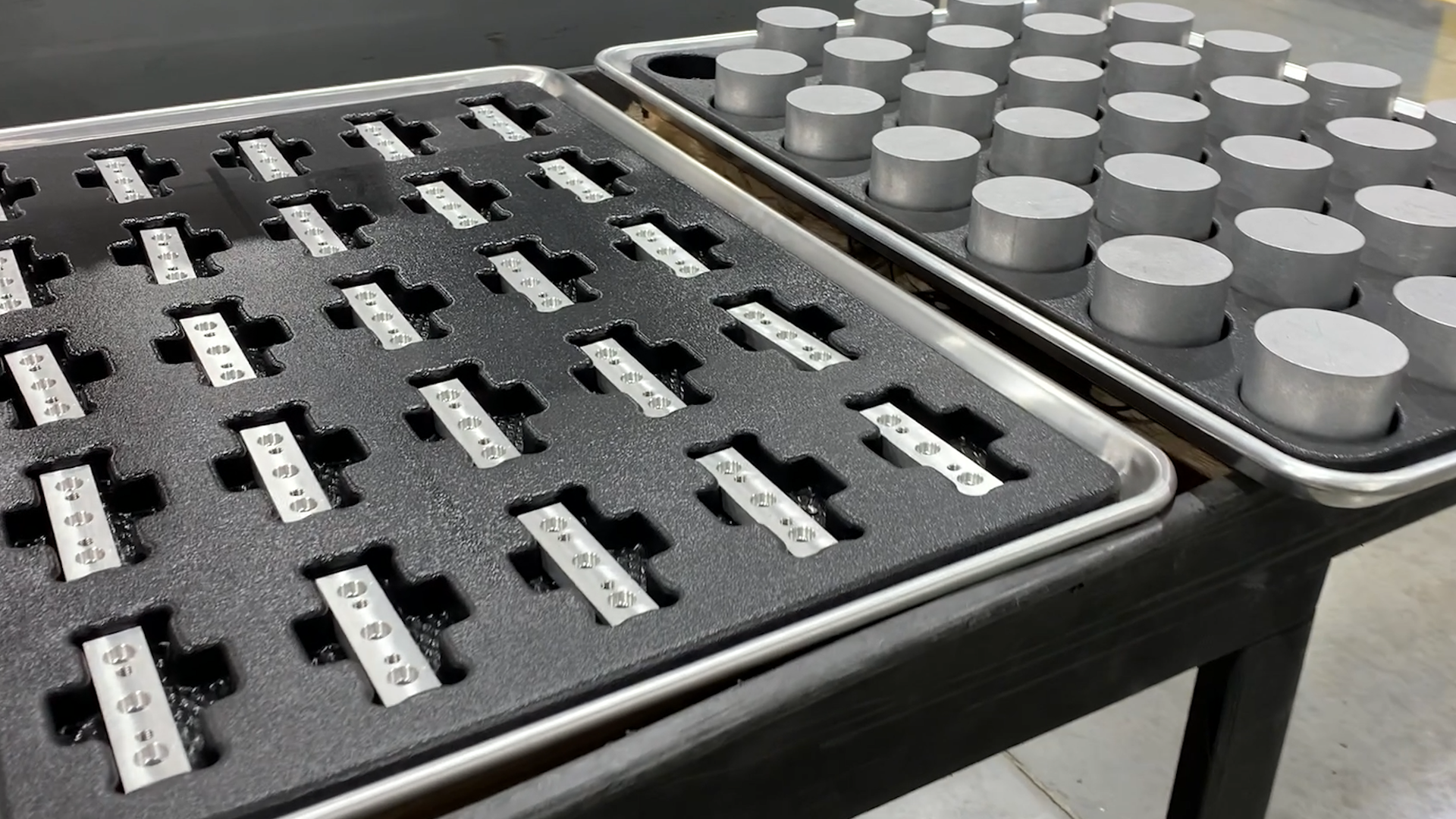 Configure 17 Trays for One Part or 17 Different Parts